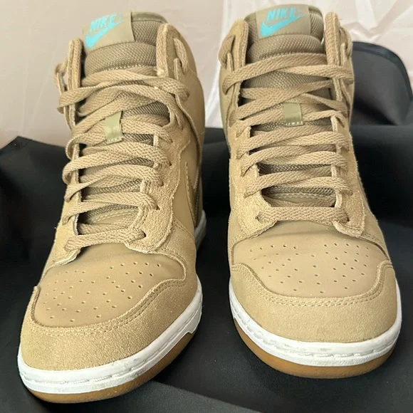 Nike Women's Sky-Hi Dunk wedge Sneakers in Tan size 8 - Picture 11 of 15